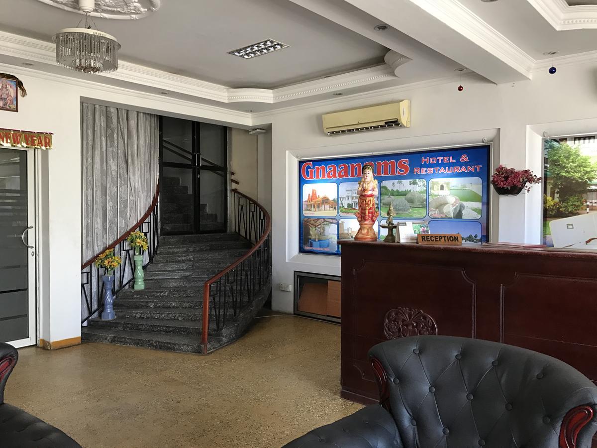 Gnaanams Hotel And Restaurant Τζάφνα Εξωτερικό φωτογραφία