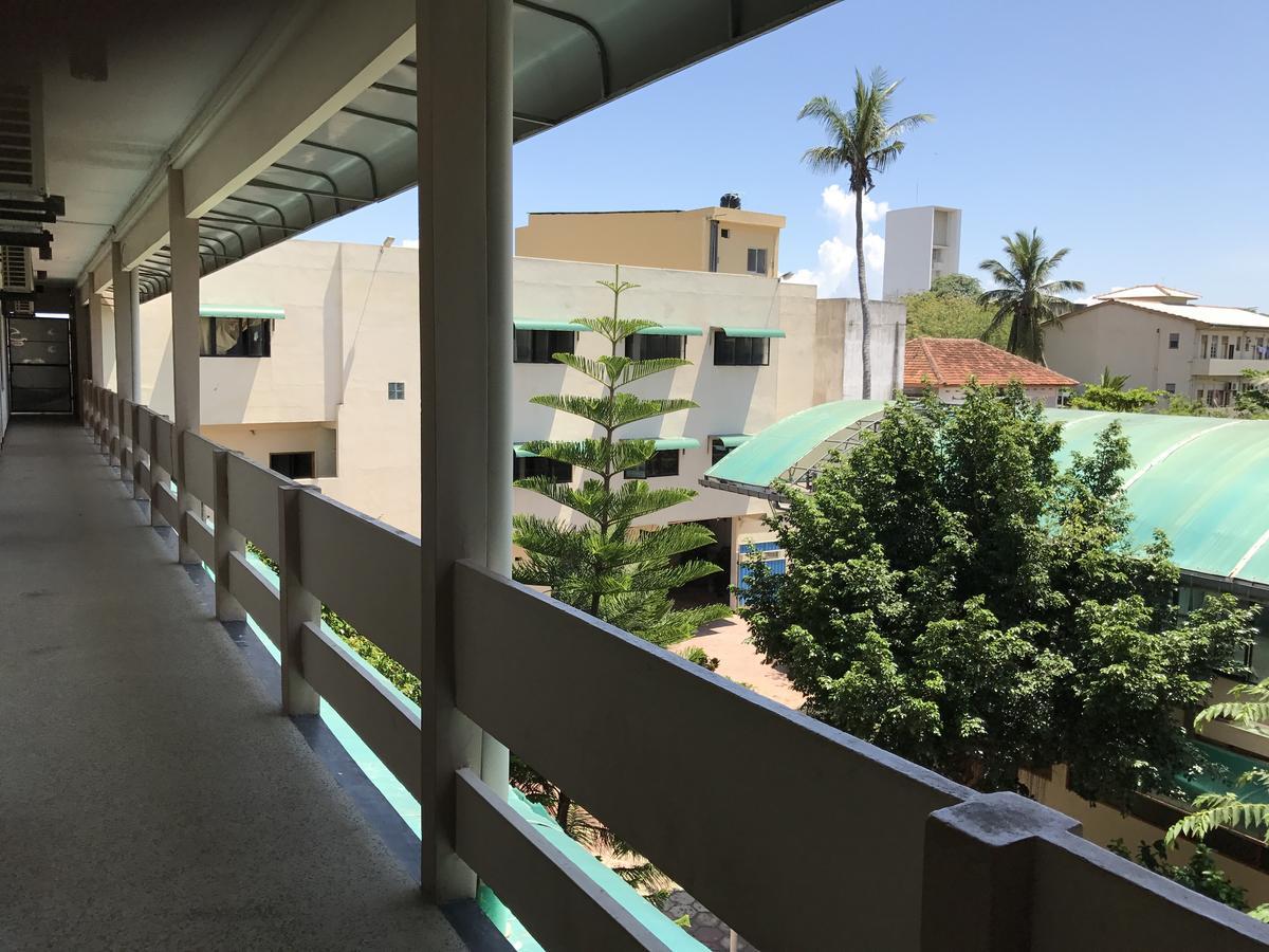 Gnaanams Hotel And Restaurant Τζάφνα Εξωτερικό φωτογραφία
