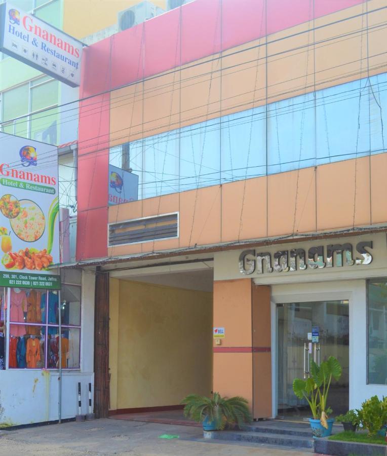 Gnaanams Hotel And Restaurant Τζάφνα Εξωτερικό φωτογραφία